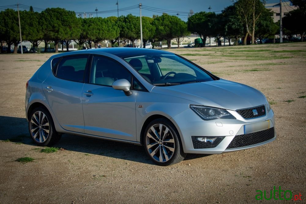 2016' SEAT Ibiza Sc 1.0 Ecotsi Fr photo #4