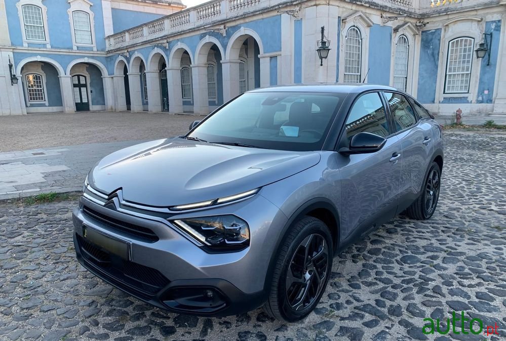 2022' Citroen C4 photo #2