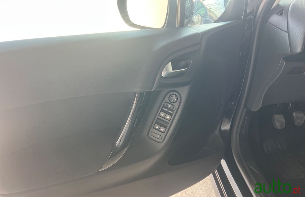 2016' Citroen C3 photo #6