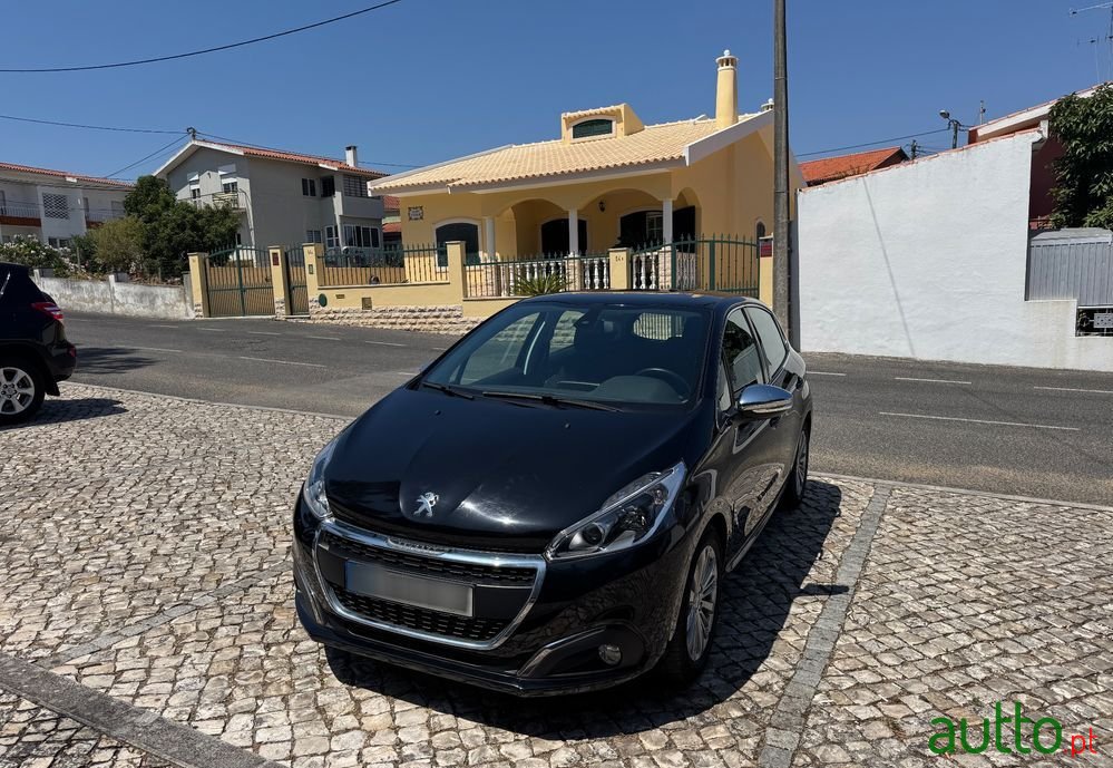 2018' Peugeot 208 photo #1
