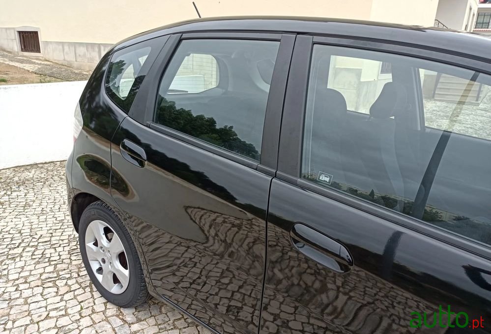 2010' Honda Jazz photo #4