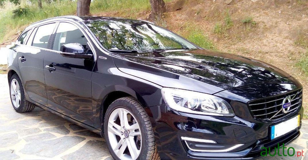 2013' Volvo V60 photo #2