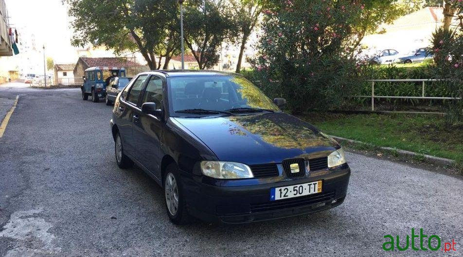 2002' SEAT Cordoba 1.4. photo #3