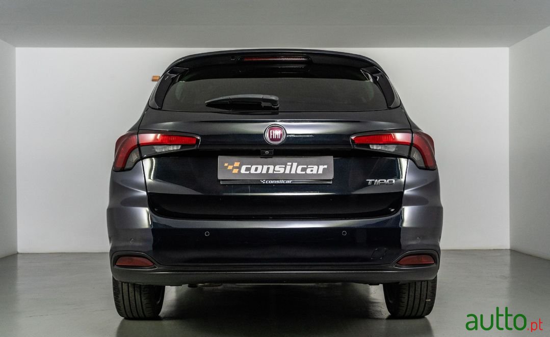 2018' Fiat Tipo Station Wagon photo #3