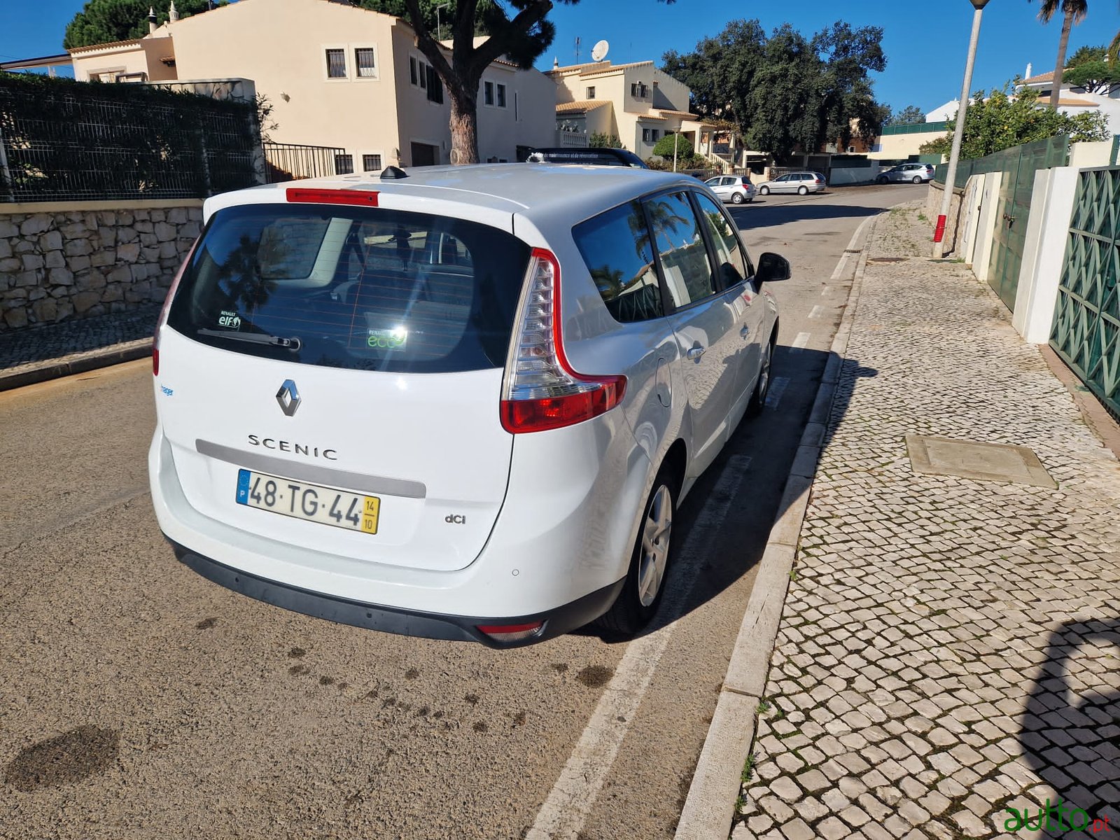 2014' Renault Scenic photo #4