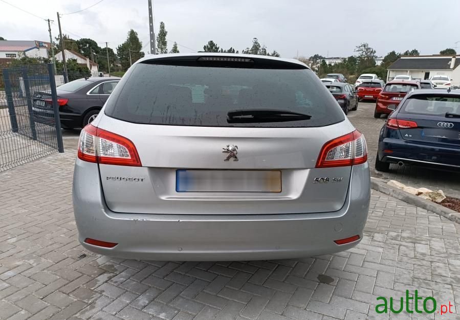2011' Peugeot 508 Sw photo #3