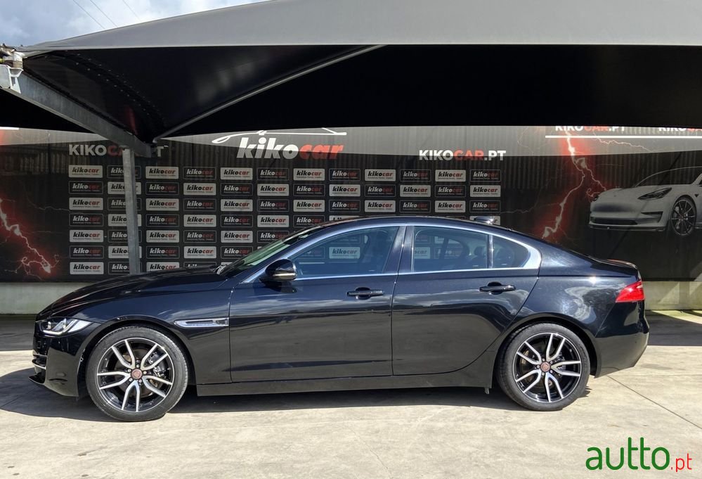 2016' Jaguar XE 20D Aut. Prestige photo #5