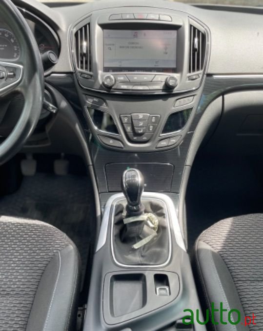 2015' Opel Insignia photo #4
