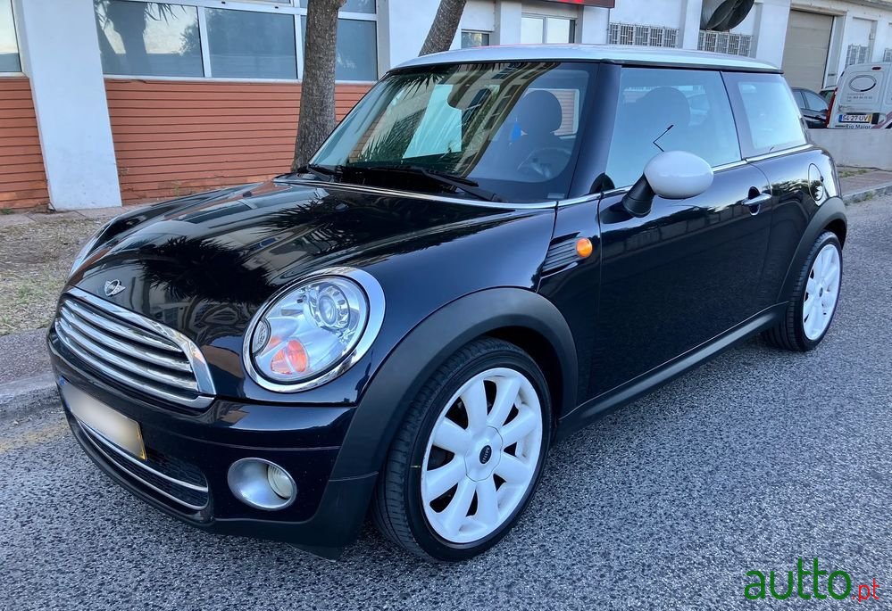 2008' MINI Cooper D photo #1