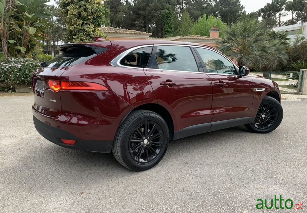 2016' Jaguar F-Pace photo #4