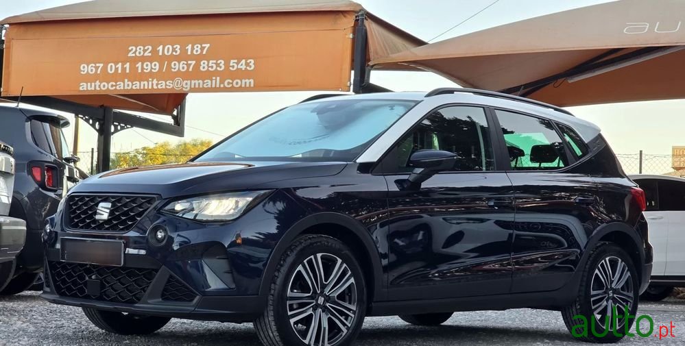 2022' SEAT Arona 1.0 Tsi Style photo #3