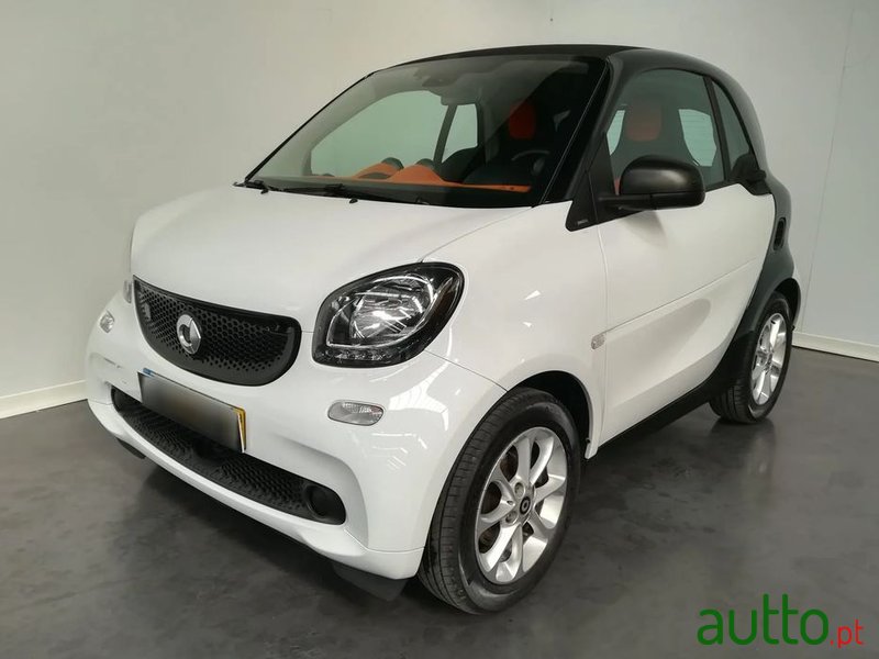 2018' Smart Fortwo Electric Drive Passion photo #1