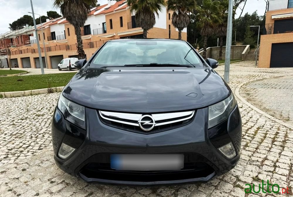 2012' Opel Ampera 1.4 Ecotec Executive photo #6