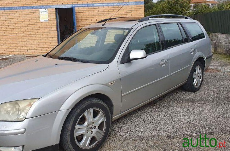 2004' Ford Mondeo Sw photo #2