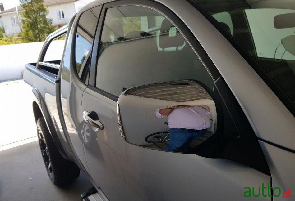 2007' Mitsubishi L200 Strakar Nacional photo #3