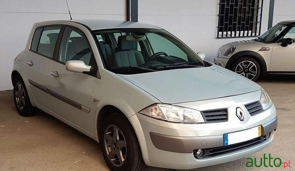 2003' Renault Megane photo #2