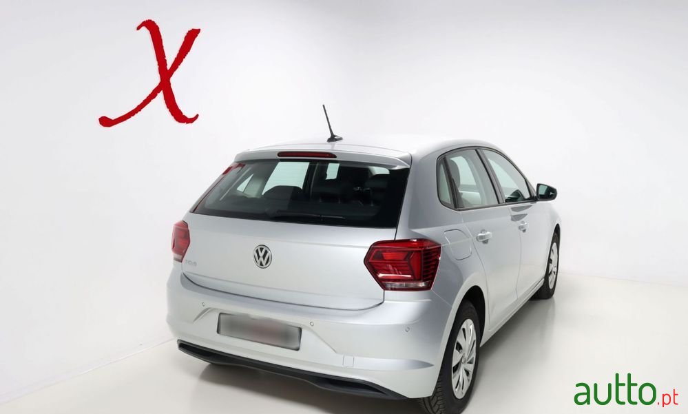 2018' Volkswagen Polo photo #4