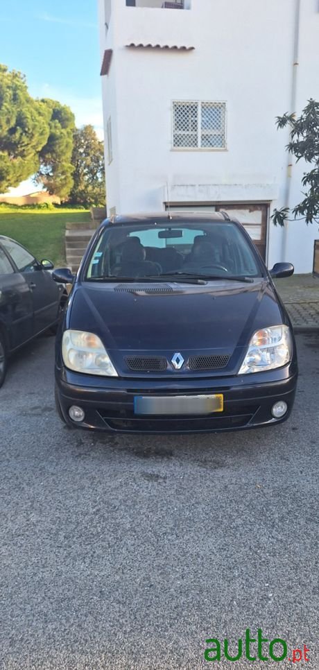 2000' Renault Scenic photo #1