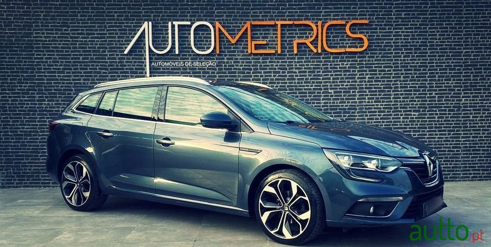 2017' Renault Megane Sport Tourer photo #6