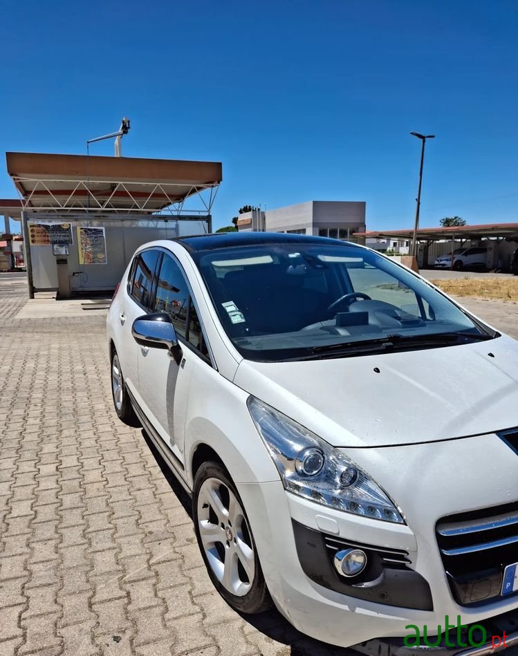 2012' Peugeot 3008 photo #4