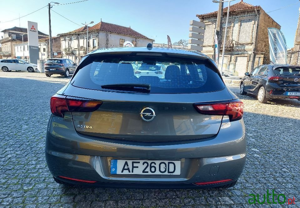 2021' Opel Astra photo #3