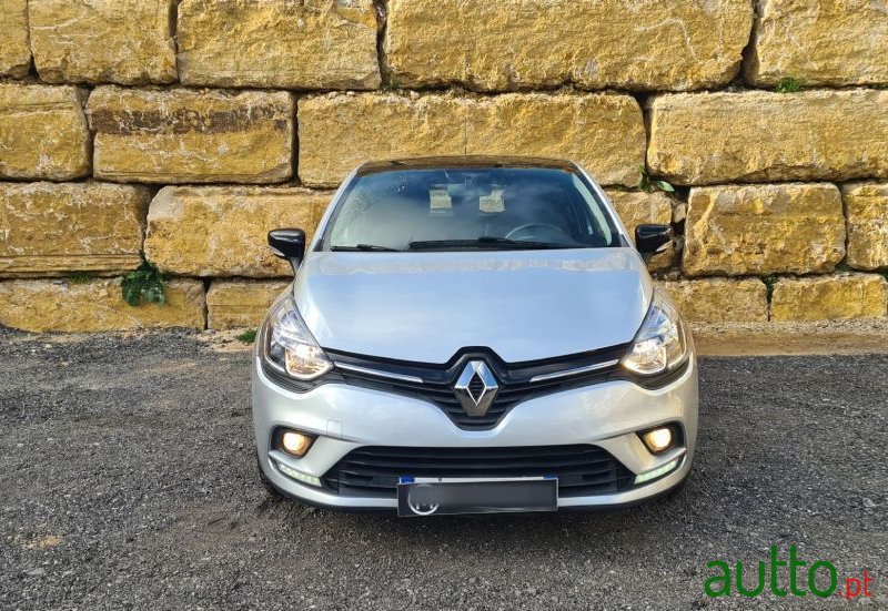 2018' Renault Clio photo #5