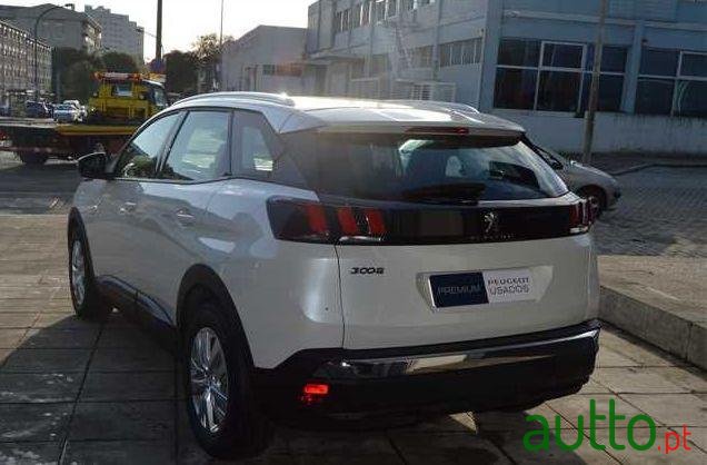 2017' Peugeot 3008 photo #2