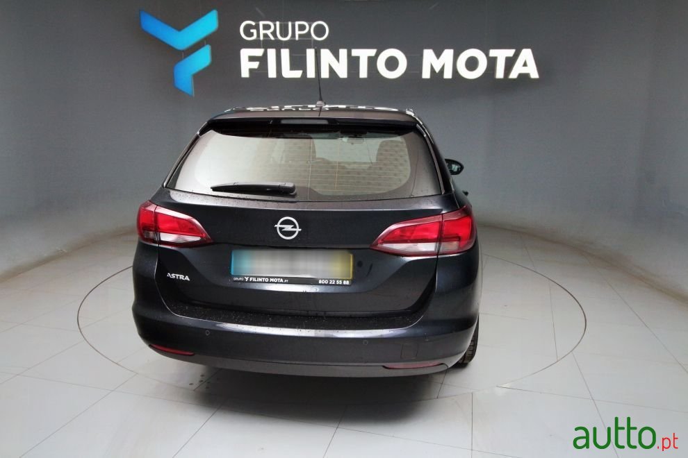 2019' Opel Astra Sports Tourer photo #3