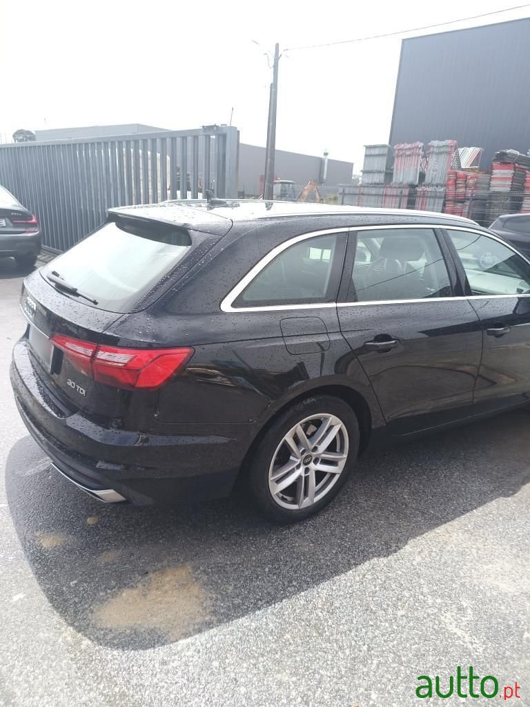 2022' Audi A4 Avant photo #3