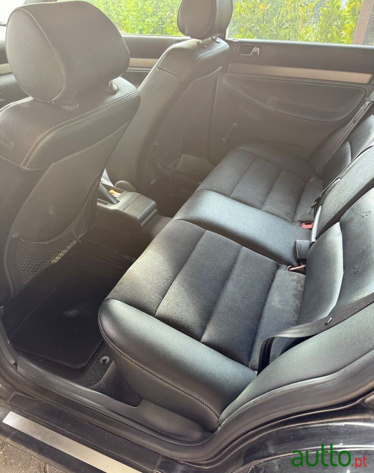 2000' Audi A4 Avant photo #6