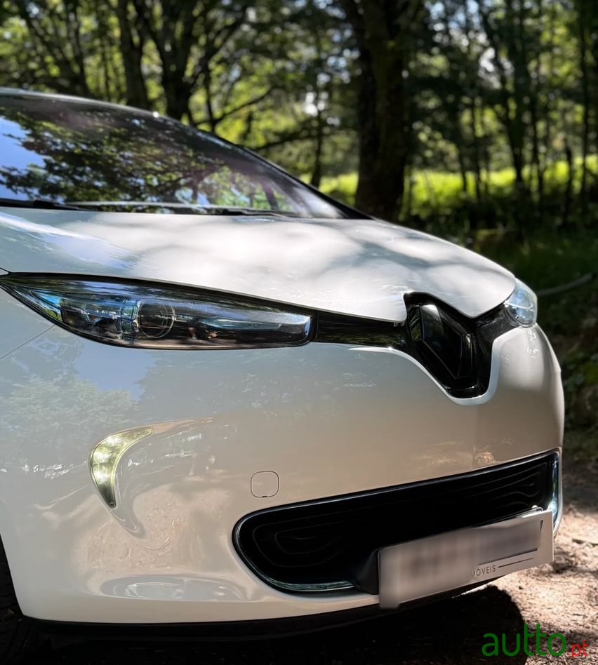 2013' Renault Zoe photo #3