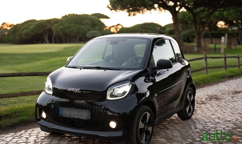 2021' Smart Fortwo Eq Prime photo #2