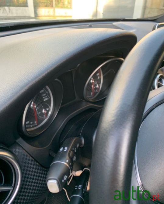 2016' Mercedes-Benz A-180 photo #4