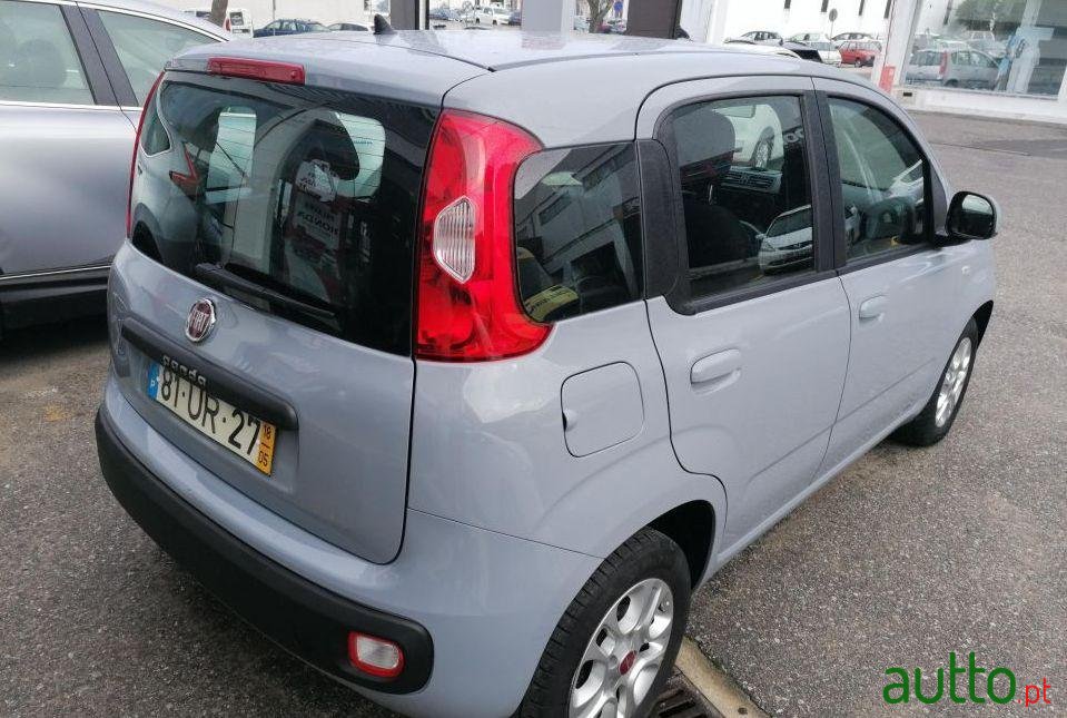 2018' Fiat Panda photo #4