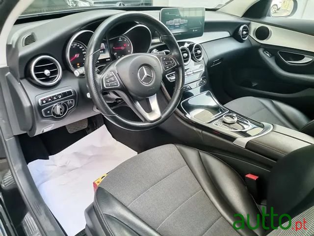 2016' Mercedes-Benz C-200 photo #6
