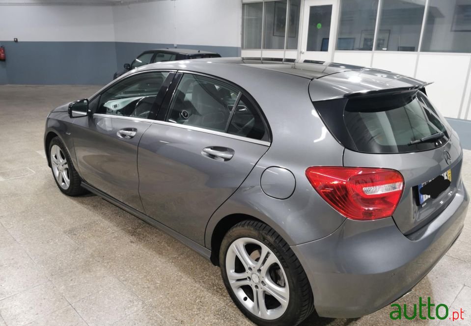 2013' Mercedes-Benz A-200 photo #6