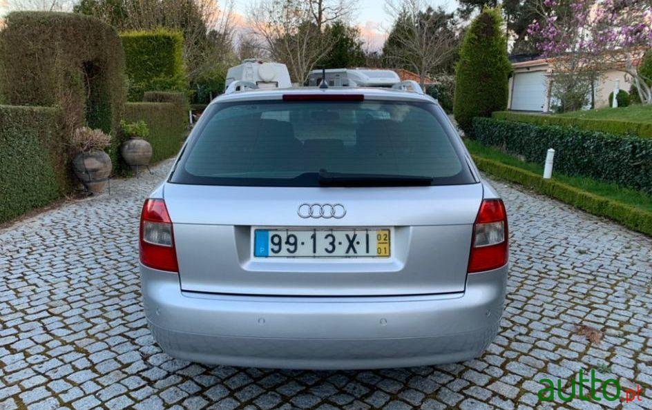 2002' Audi A4 Avant photo #3