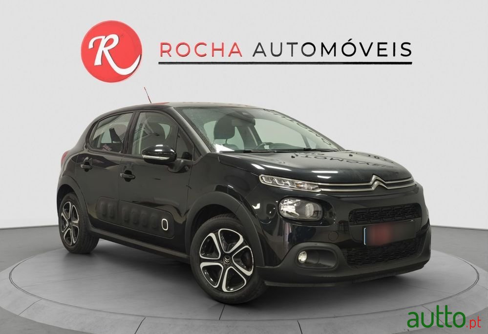 2018' Citroen C3 1.2 Puretech Feel photo #2