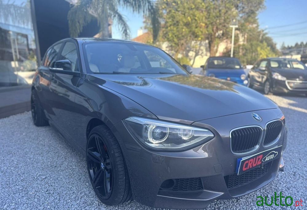 2012' BMW 118 D Pack M photo #6