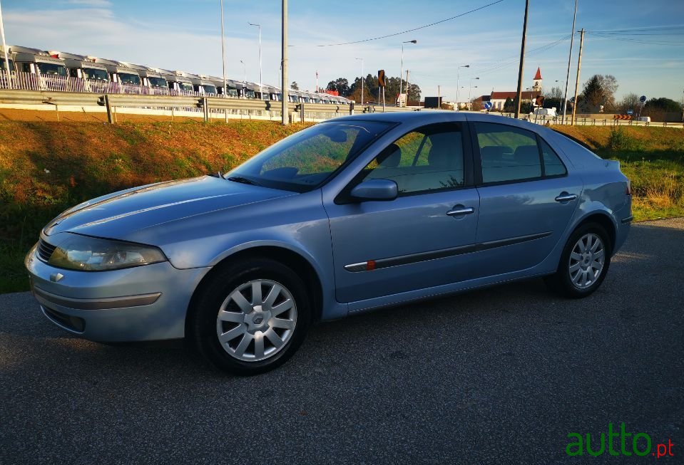 2003' Renault Laguna photo #1