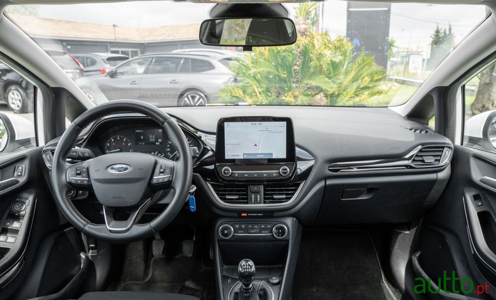 2022' Ford Fiesta photo #5