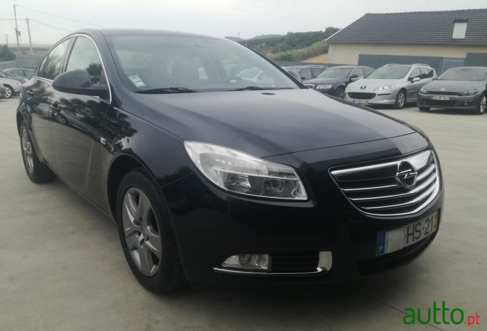 2009' Opel Insignia photo #1