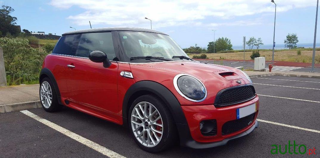 2009' MINI John-Cooper-Works Jcw photo #2