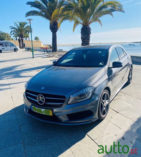 2015' Mercedes-Benz A-200 photo #5