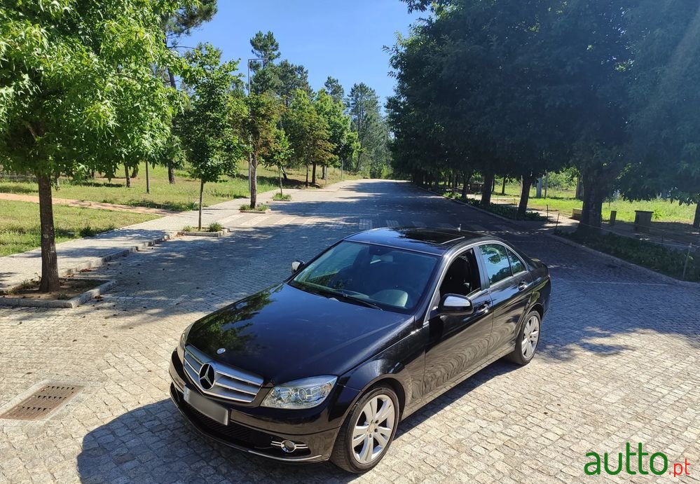 2009' Mercedes-Benz C 220 photo #1