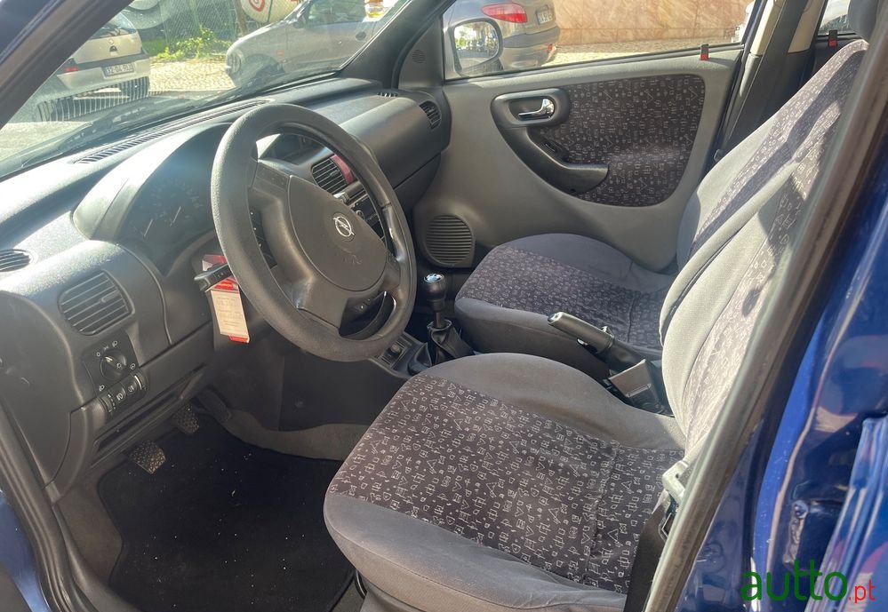 2003' Opel Corsa 1.2 16V City photo #6