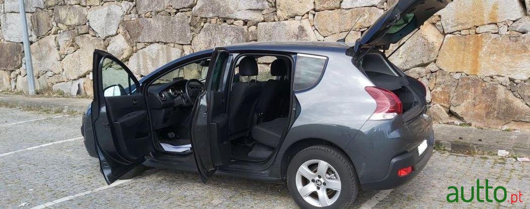 2015' Peugeot 3008 photo #1