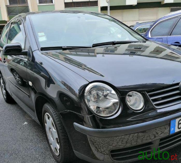 2004' Volkswagen Polo Classic 1.9 Sdi photo #1