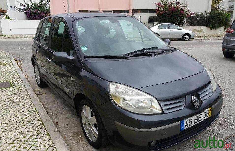 2006' Renault Scenic 1.5 Dci 2006 photo #3