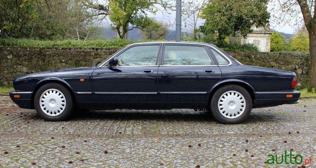 1996' Jaguar XJ6 X300 photo #3